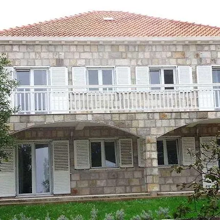 וילה Peric קאבטאט